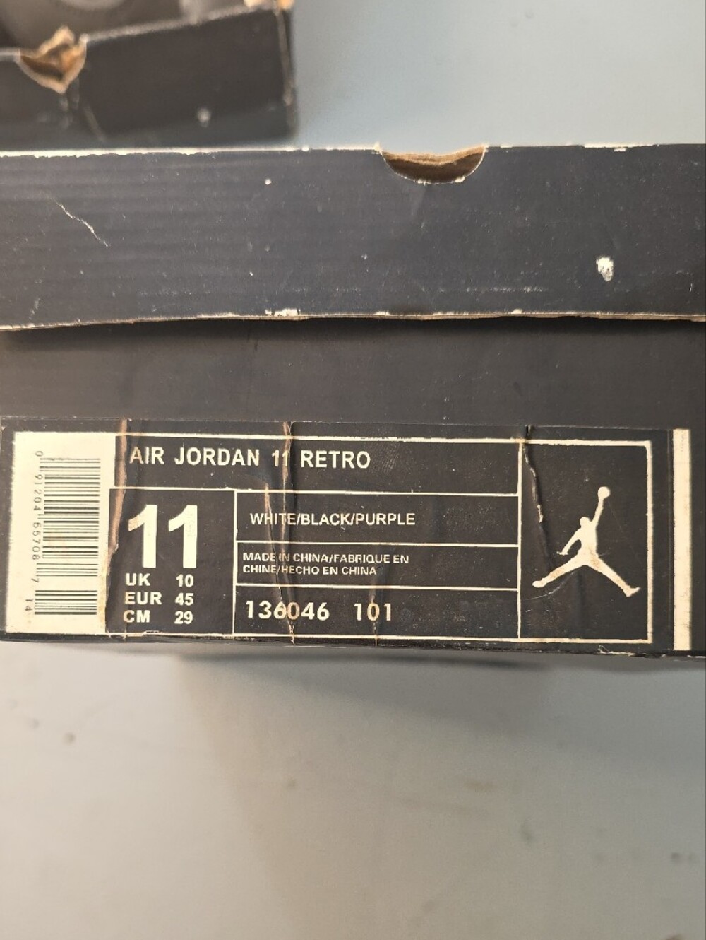 Jordan Men's Sneakers - White / Black with Gum Sole - Picture 2 of 2
